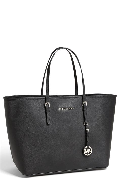 michael kors negro|Michael Kors black medium tote.